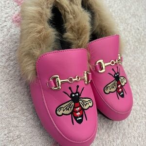 Pink Fur-Lined Loafers with Bee Embroidery
